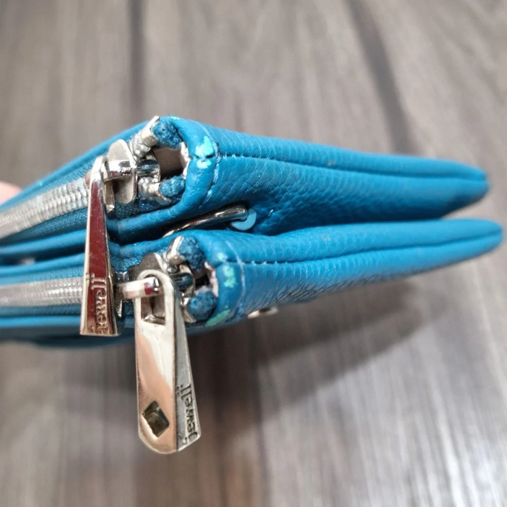 Jewell Thirty-One Clutch Bag Womans OS Teal Blue Pebbled Faux Leather Double Zip